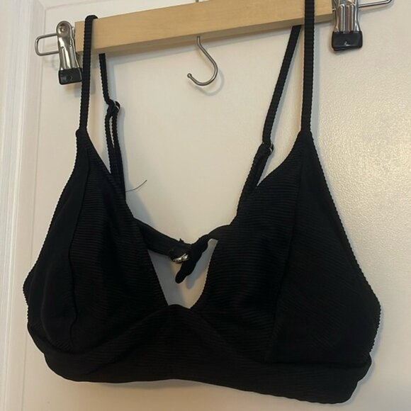 Old Navy black triangle bikini swim top - Picture 2 of 6